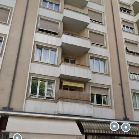 Entire 2 Bedrooms Up To 4 Guests *
