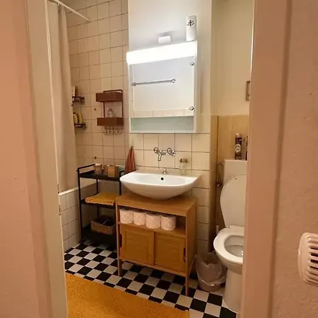 Entire 2 Bedrooms Up To 4 Guests Genève